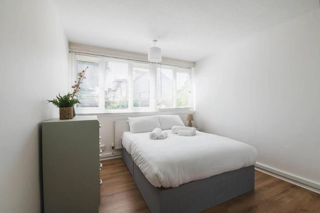 Ferienwohnung Stylish & Tranquil Flat With Excellent Connections London Exterior foto