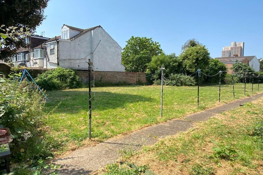 Ferienwohnung Stylish & Tranquil Flat With Excellent Connections London Exterior foto