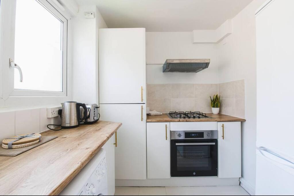 Ferienwohnung Stylish & Tranquil Flat With Excellent Connections London Exterior foto